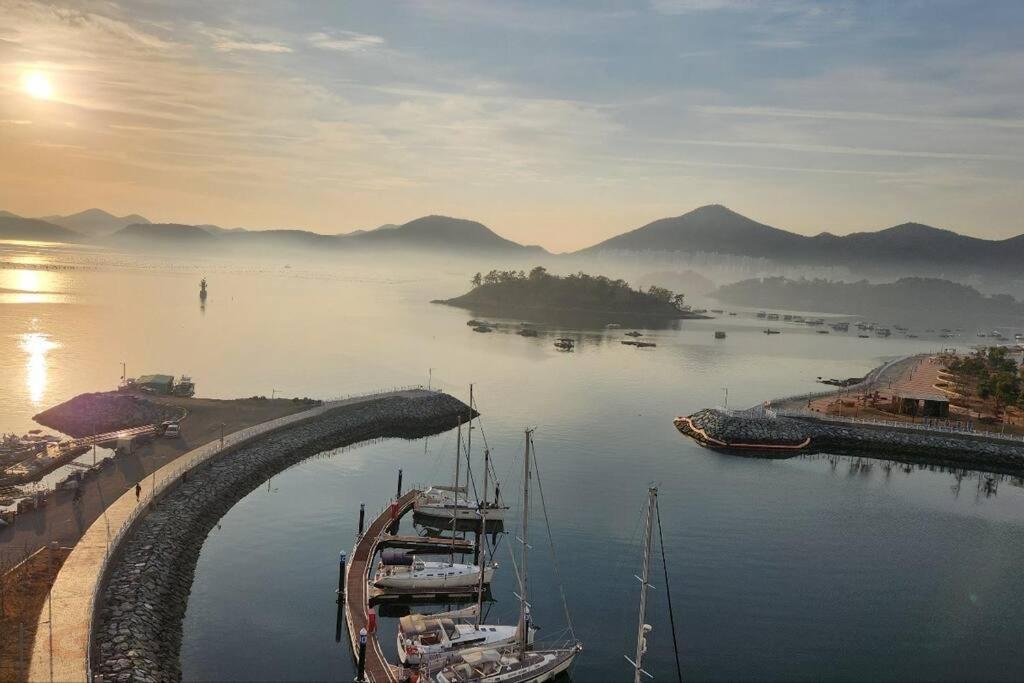 The Castle Ocean Marina Double Suite Yeosu Zewnętrze zdjęcie