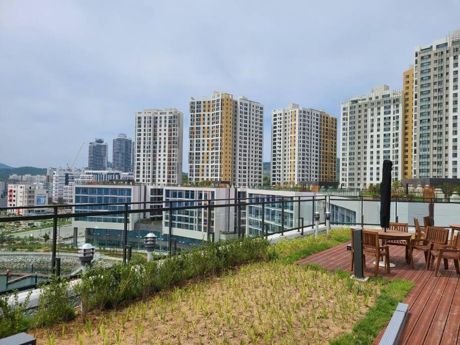 The Castle Ocean Marina Double Suite Yeosu Zewnętrze zdjęcie