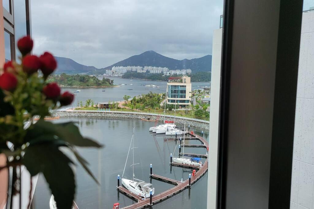 The Castle Ocean Marina Double Suite Yeosu Zewnętrze zdjęcie